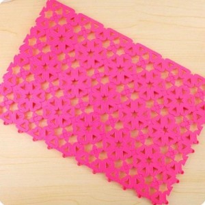 Neslystantis kilimėlis voniai "Tai smagumas"