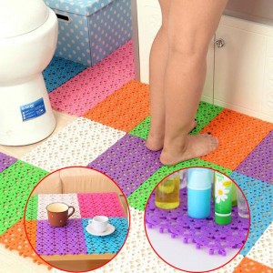 Neslystantis kilimėlis voniai "Tai smagumas"