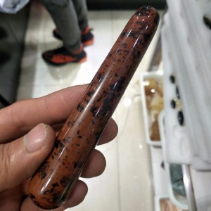 Raudonojo obsidiano masažinė lazdelė "Intimate Pro" (10 cm)