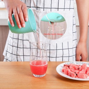 Rankinė citrusinių vaisių spaudyklė "Natūralios sultys 5"