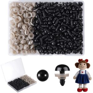 240 vnt. dėžutėje aukštos kokybės juodos plastikinės saugos akys su poveržlėmis, prieinamos 6 dydžiai (6mm-14mm), tinkamos „pasidaryk pats“ audimo ir nėrimo projektams, „pasidaryk pats“ lėlių priedams, „pasidaryk pats“ lėlių gamybos reikmenims, amatų projektų priedams