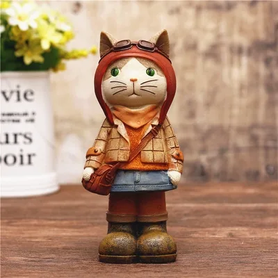 Stilingoji taupyklė "Katinukė mokosi" (22 cm)