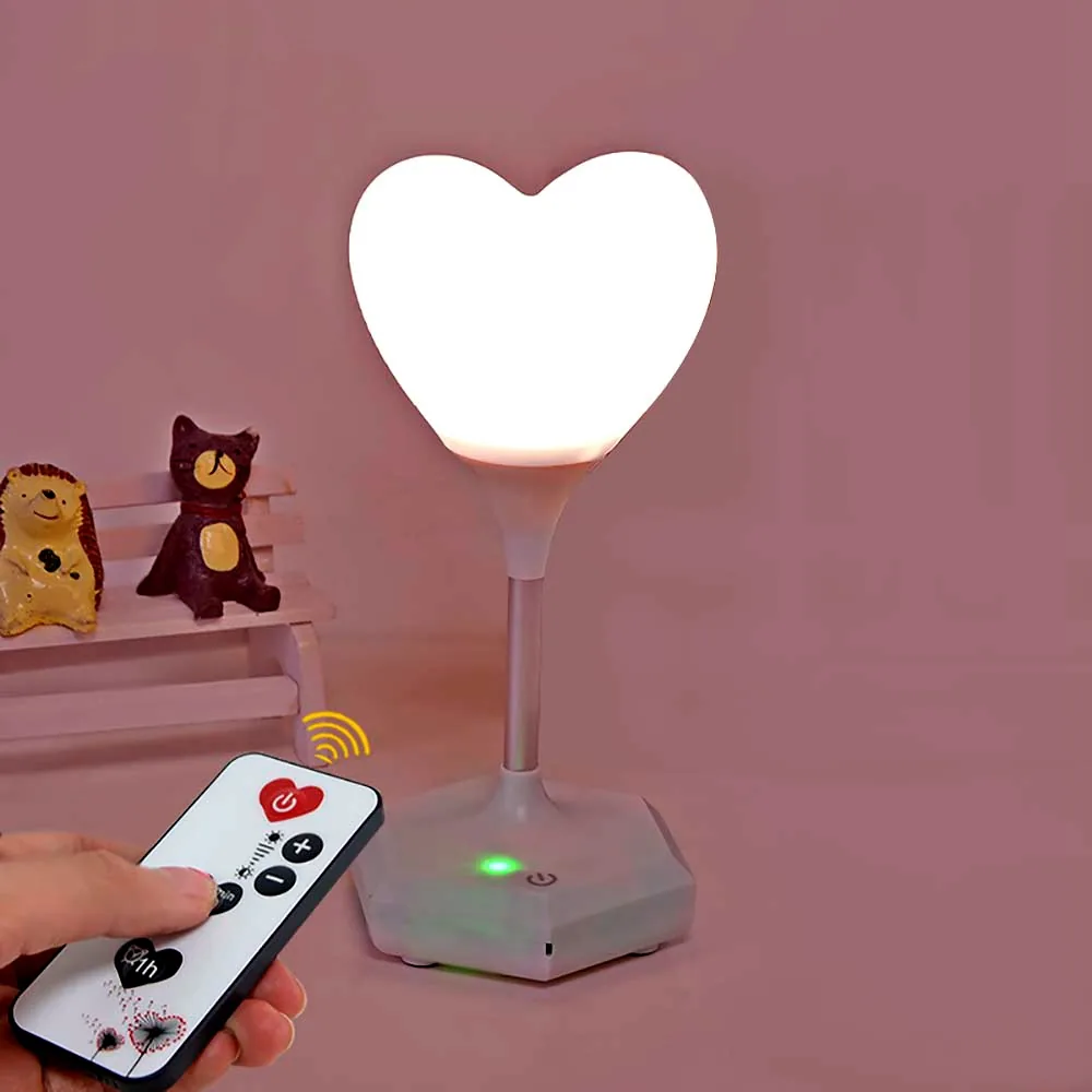 Pastatoma LED lempa "Meilės stilius"