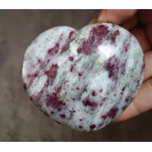 Figūrėlė "Širdelė" (rožinis kvarcas, 120 g.