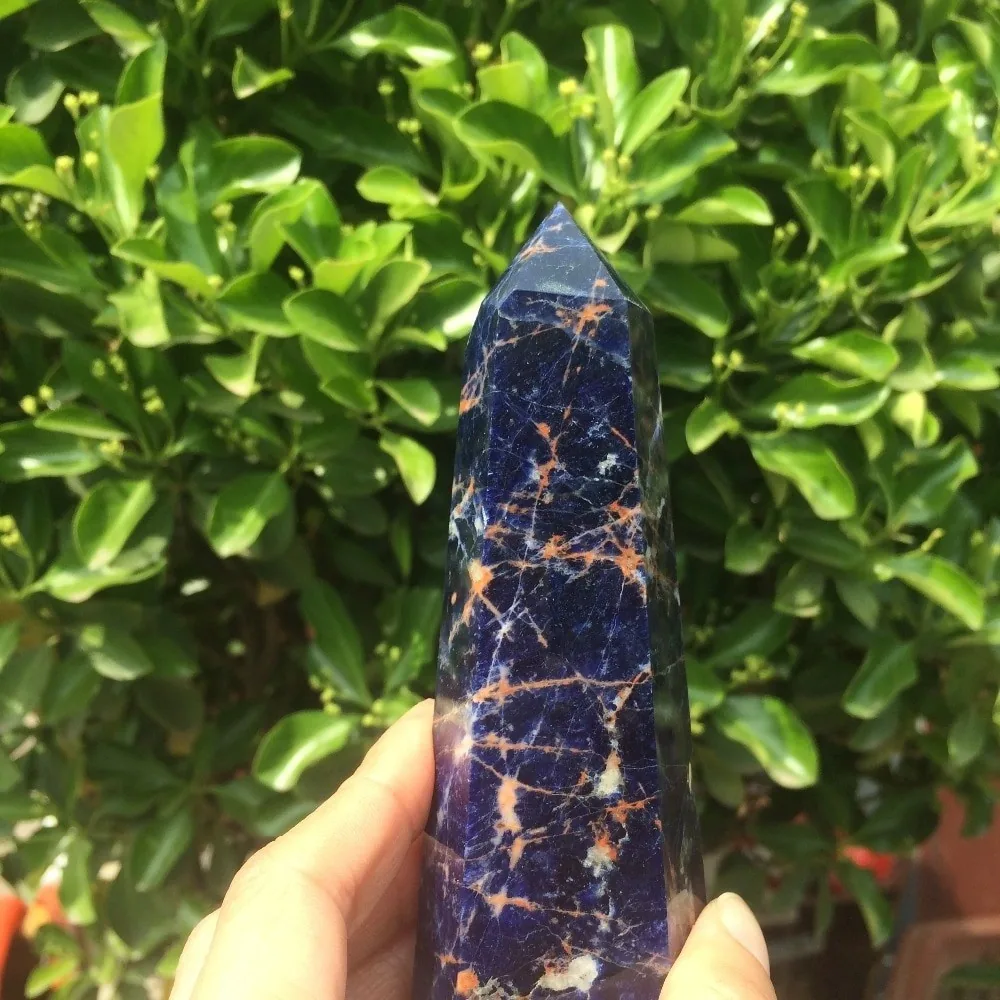 Figūrėlė "Mėlynasis obeliskas" (žydrasis sodalitas, 9 cm, 100 g)