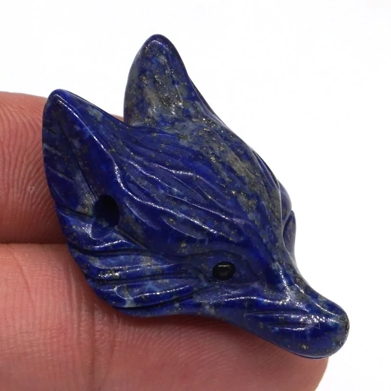 Pakabuko figūrėlė "Mėlynoji vilko galva 4" (Lapis lazuli kvarco
