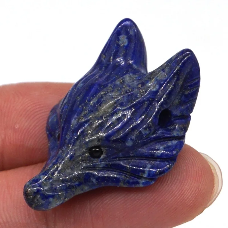 Pakabuko figūrėlė "Mėlynoji vilko galva 4" (Lapis lazuli kvarco