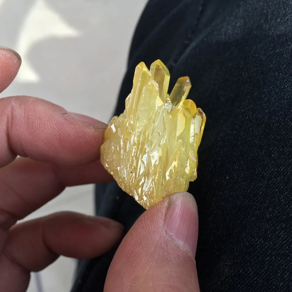 Kvarcinio kristalo akmenys "Spalvų magija" (3 vnt, 88 g)