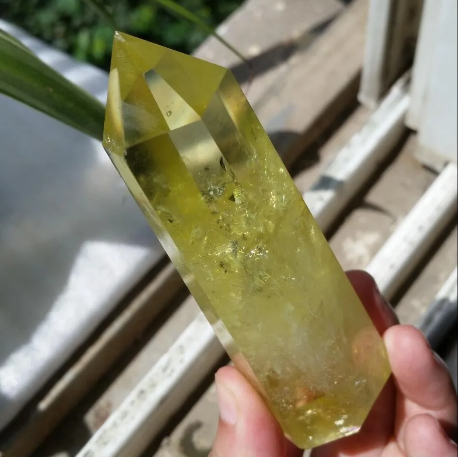 Natūralus mineralas "Geltonasis obeliskas 6" (citrino