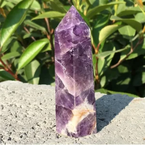 Natūralus mineralas "Violetinis obeliskas" (55 g)