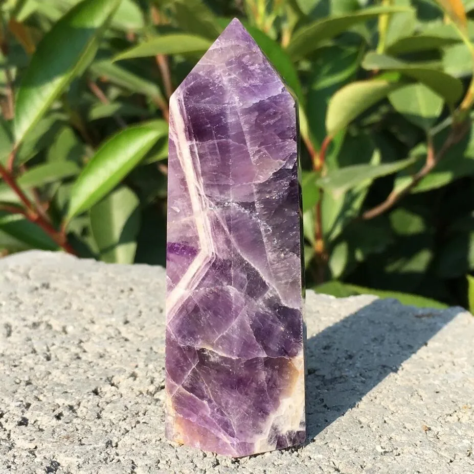 Natūralus mineralas "Violetinis obeliskas" (55 g)
