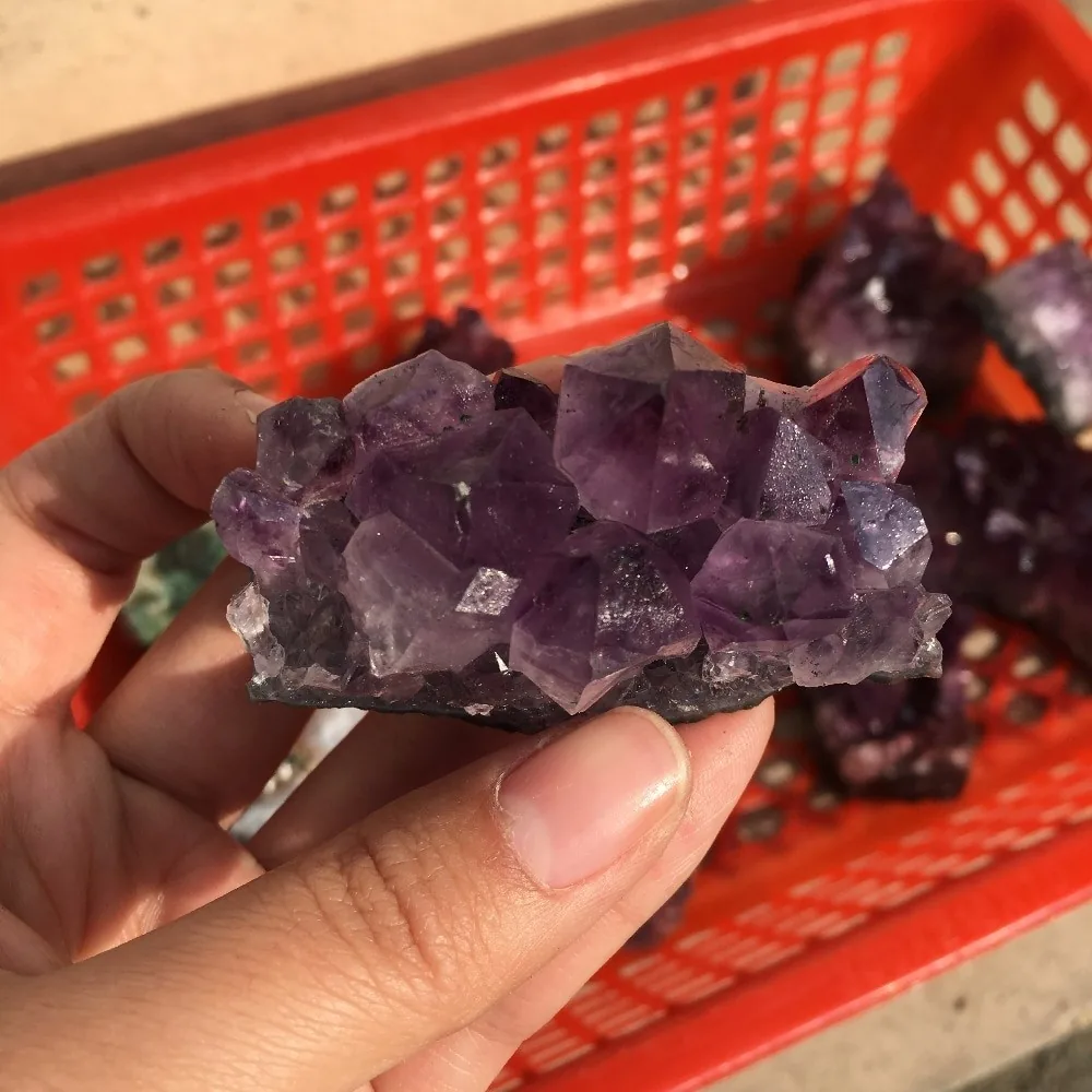 Natūralus mineralas "Originaliausias" (ametisto kristalas, 78 g)