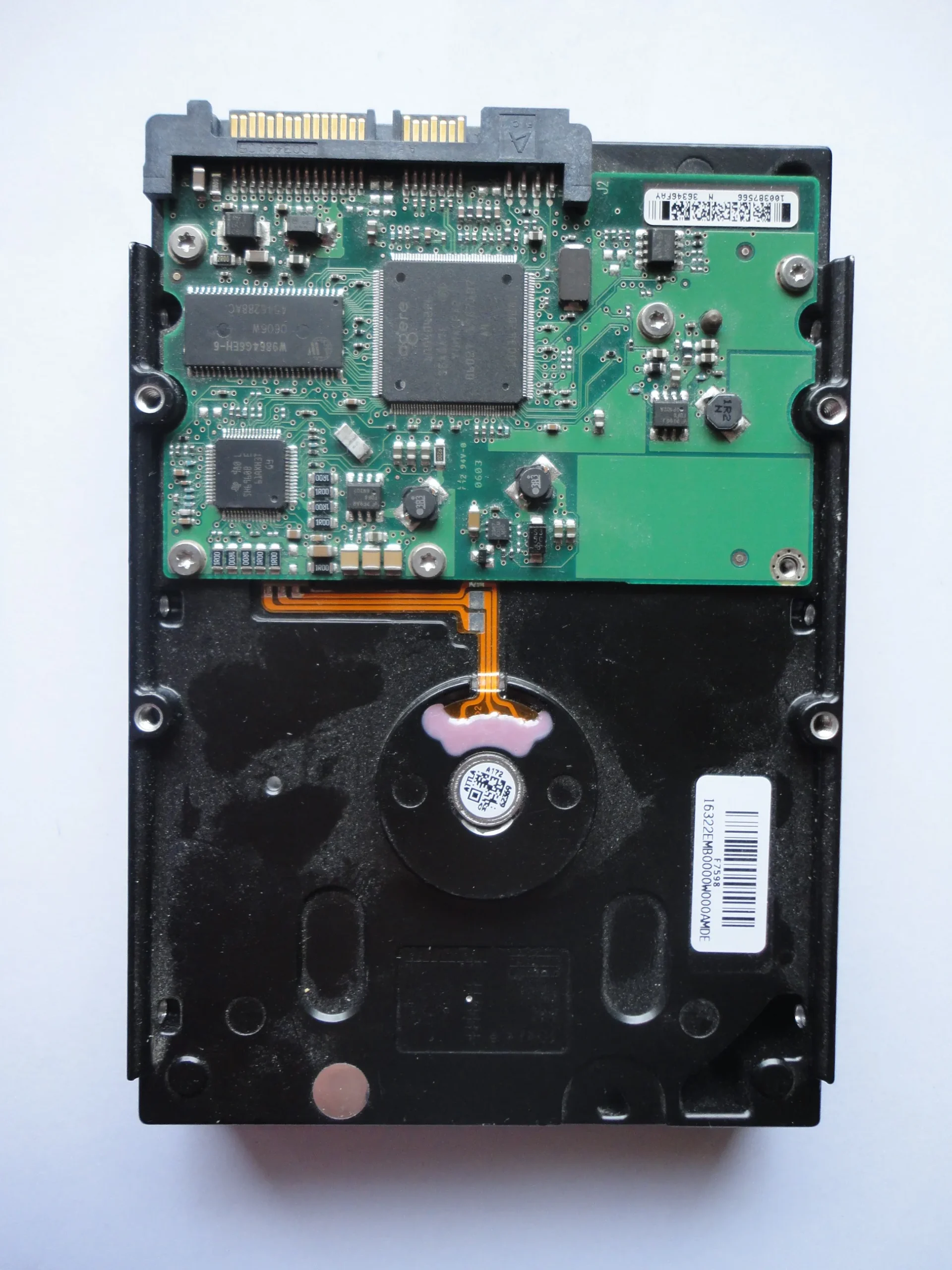 Kietasis diskas - Seagate Baracuda - 250 GB - ST325084AS