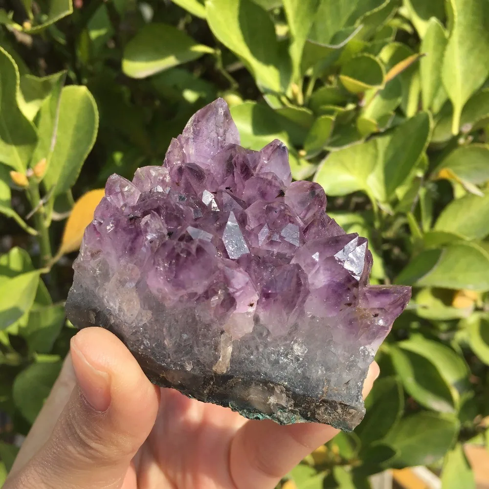 Natūralus mineralas "Violetinė Reiki 2" (ametisto kristalas