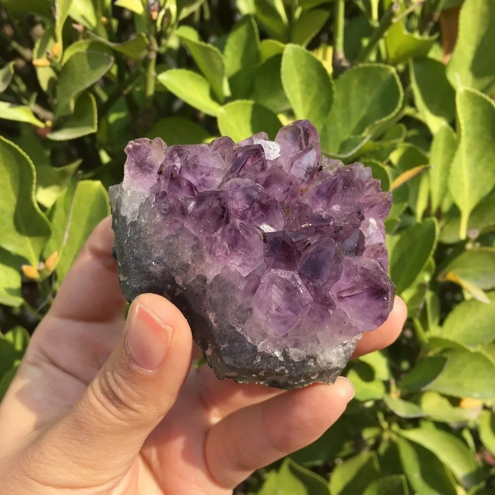 Natūralus mineralas "Violetinė Reiki 2" (ametisto kristalas