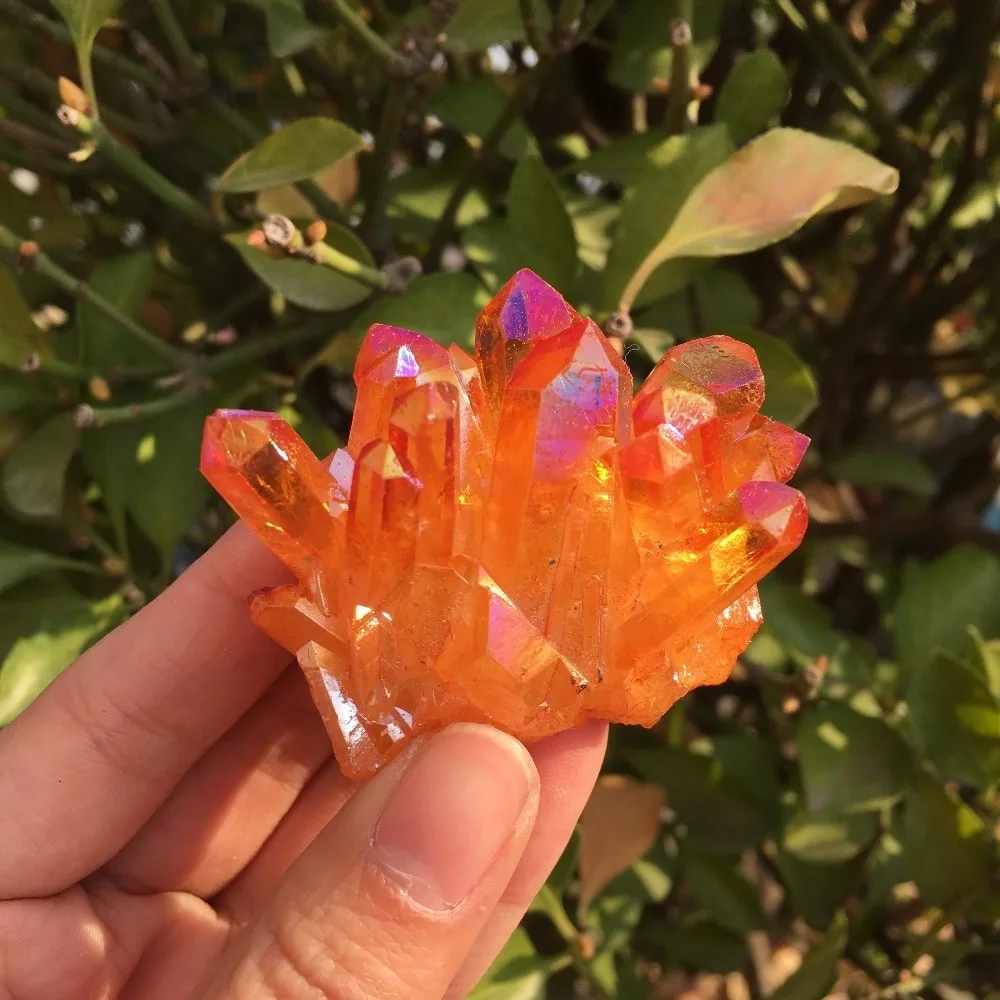 Natūralus mineralas "Morkinė liepsna" (55 g)