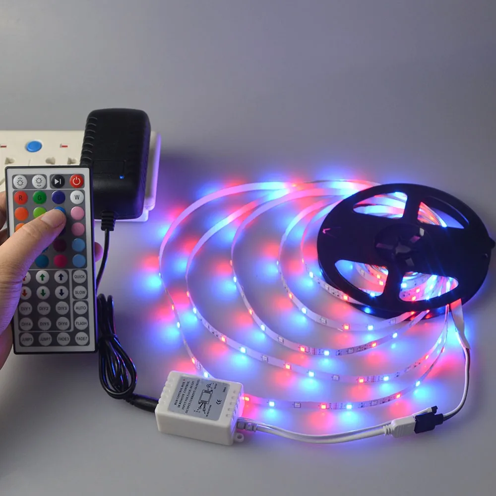 300 LED apšvietimo sitema "Spalvų simfonija"