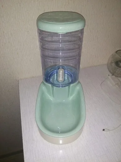 Profesionalus šunų ir kačių automatinis maitintojas "Niekad