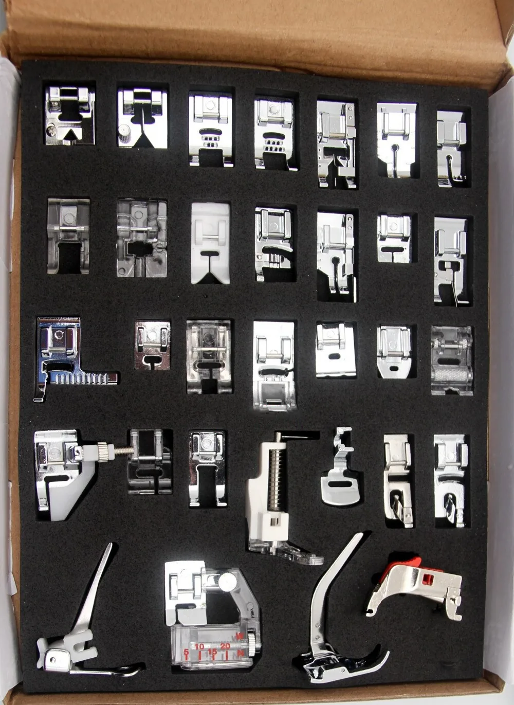 Pėdelių rinkinys "New Style Pro" (39 dalių, Bernina)