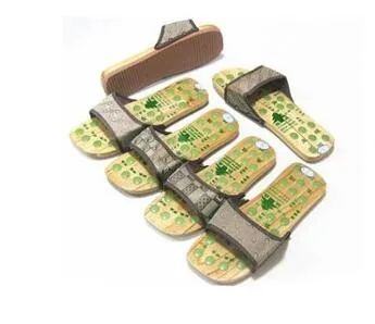 Akupresūrinės masažinės šlepetės "Jade & Wood House Slippers"