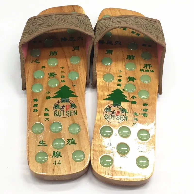 Akupresūrinės masažinės šlepetės "Jade & Wood House Slippers"