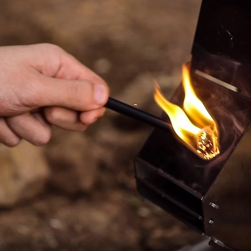 Nešiojama patogi virvė ugnies užkūrimui.