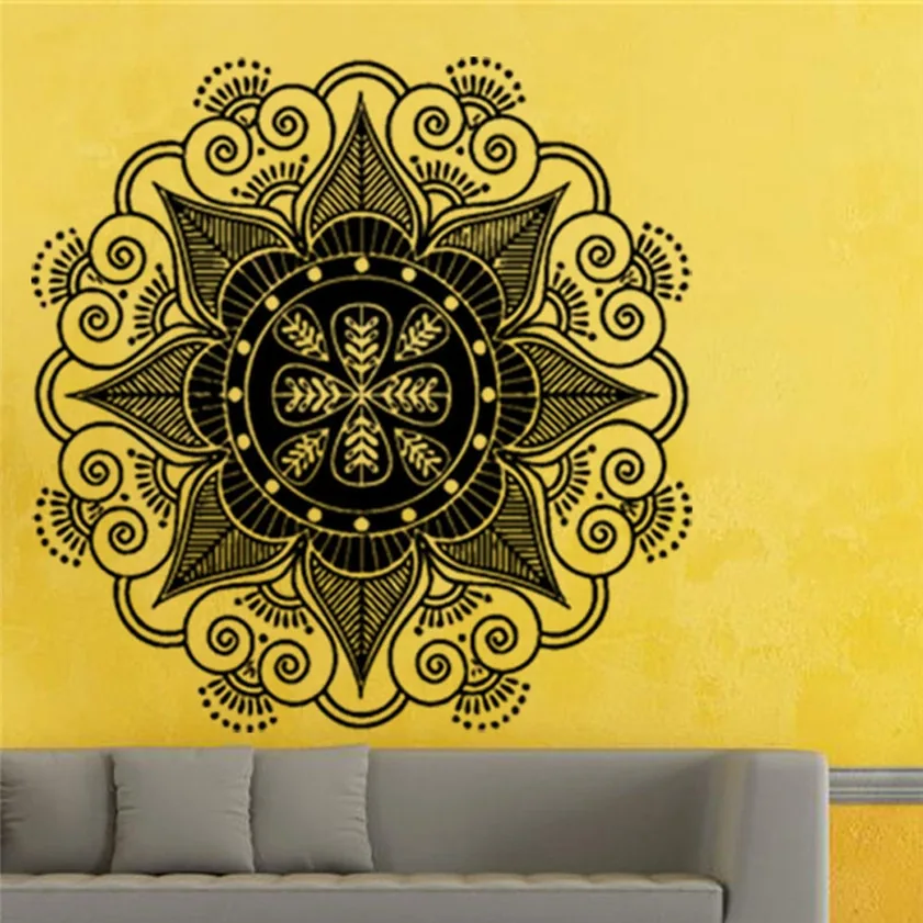 Lipdukas "Nuostabi juodoji mandala" (57 x 57 cm)